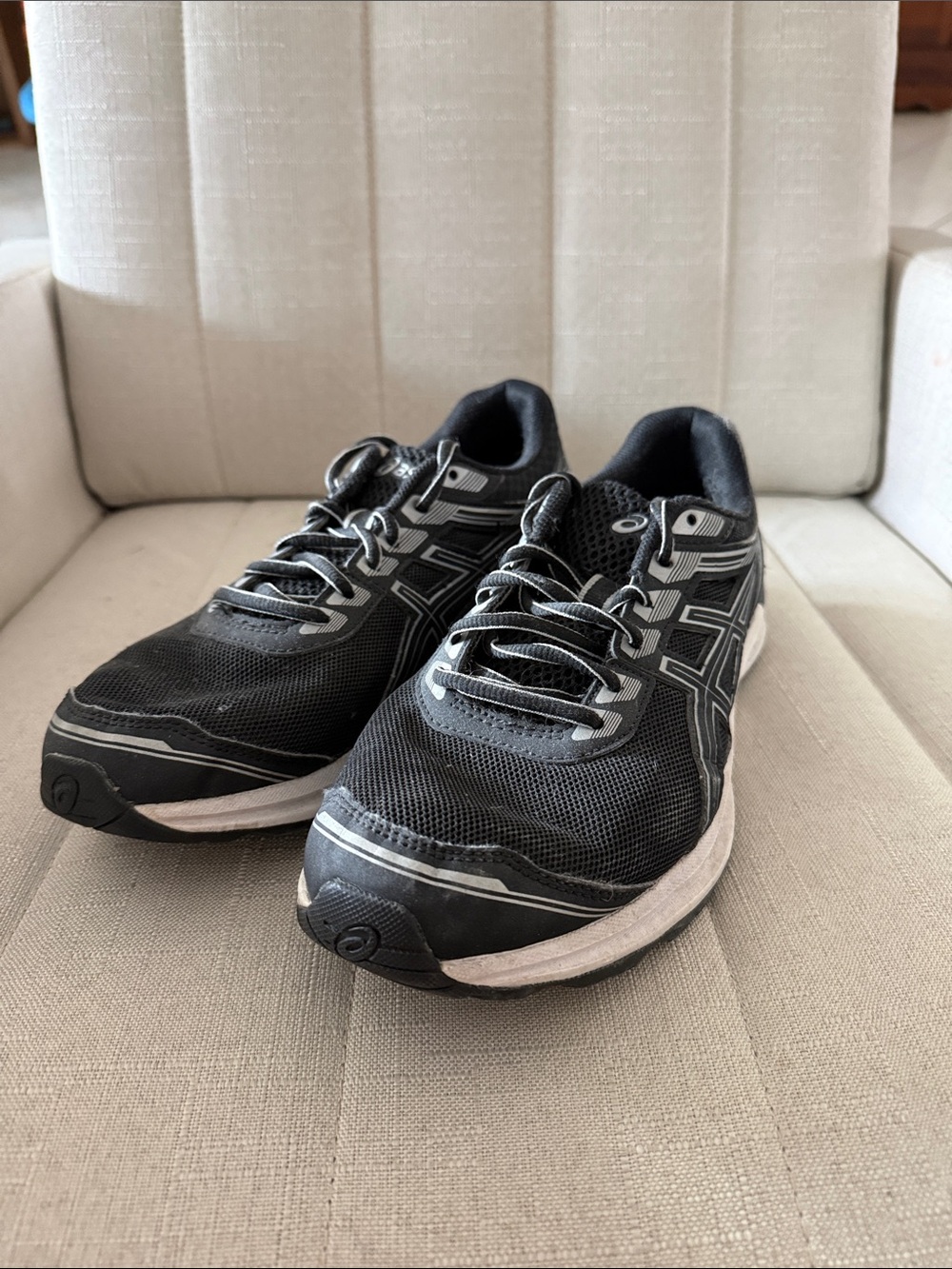 ASICS Black and Gray Athletic Running Shoes